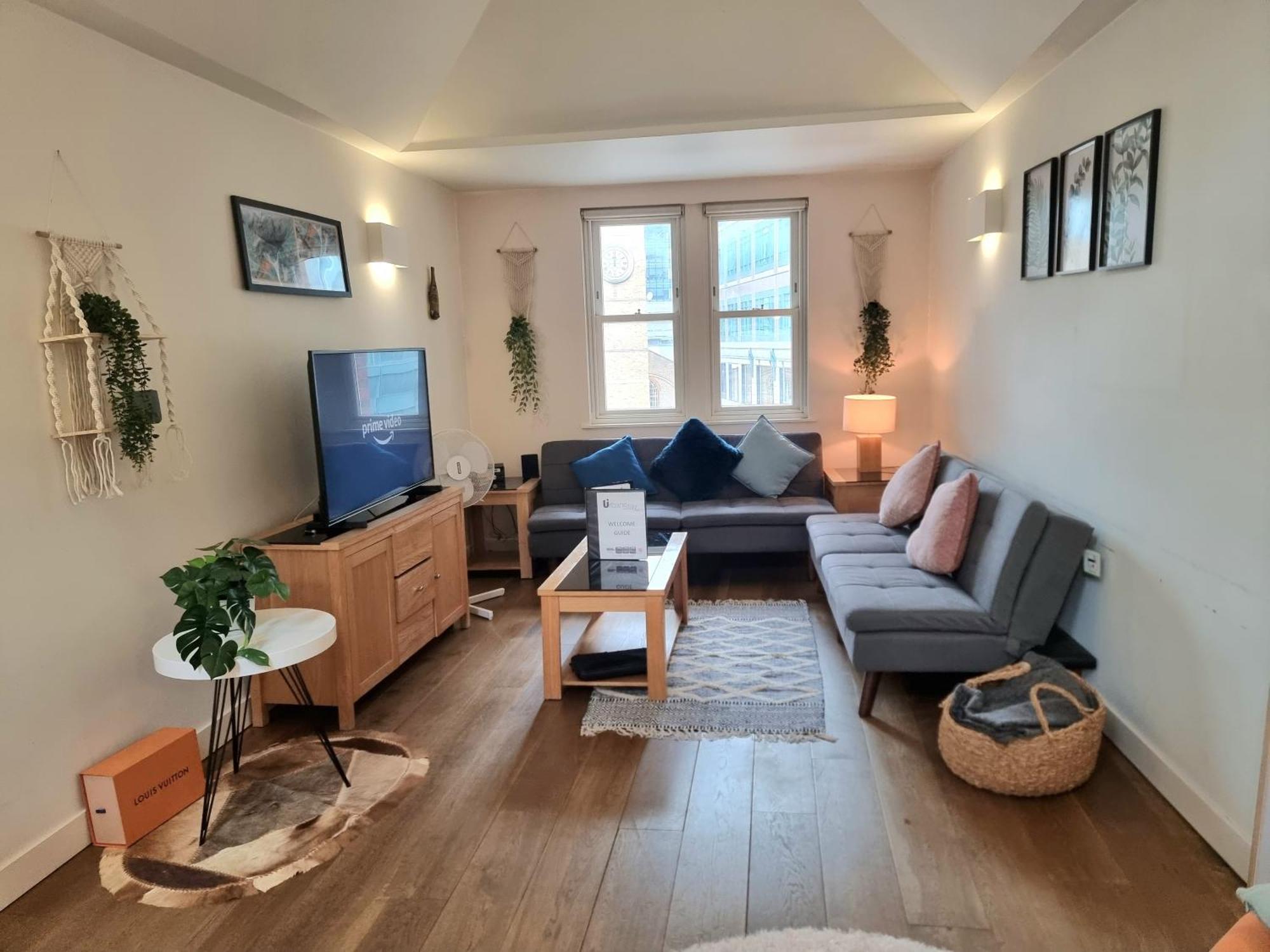 City Apartment *